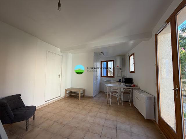 Location Appartement 1 pièce 22.83 m2 Caromb