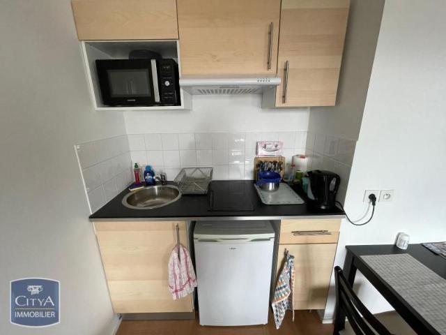 Location Appartement 1 pièce 22m² TOURS 37000