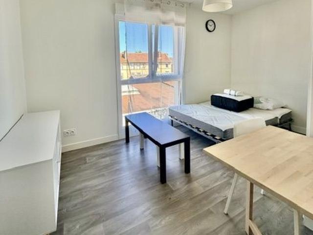 Location Appartement 1 pièce 22m² TROYES 10000