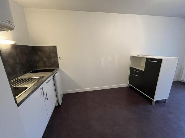 Location Appartement 1 pièce 22m² ANGERS 49100