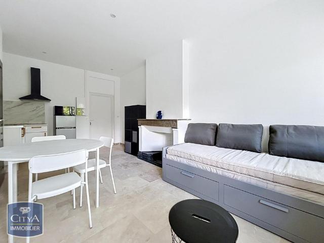 Location Appartement 1 pièce 22m² BAGNOLS SUR CEZE 30200