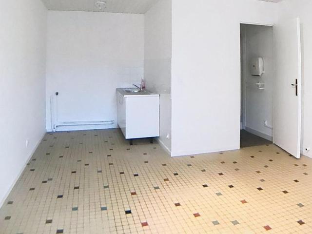 Location Appartement 1 pièce 22m² BEAUVAIS 60000