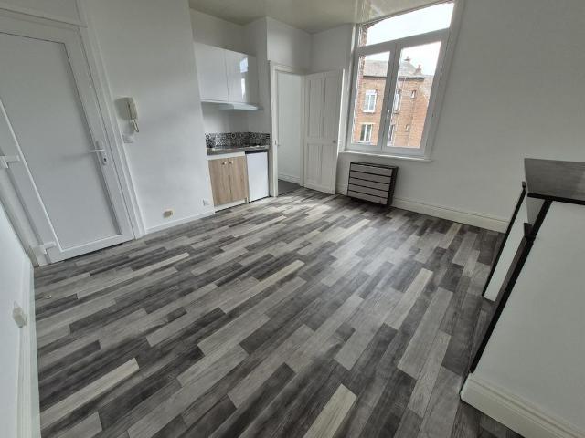 Location Appartement 1 pièce 22m² CAMBRAI 59400