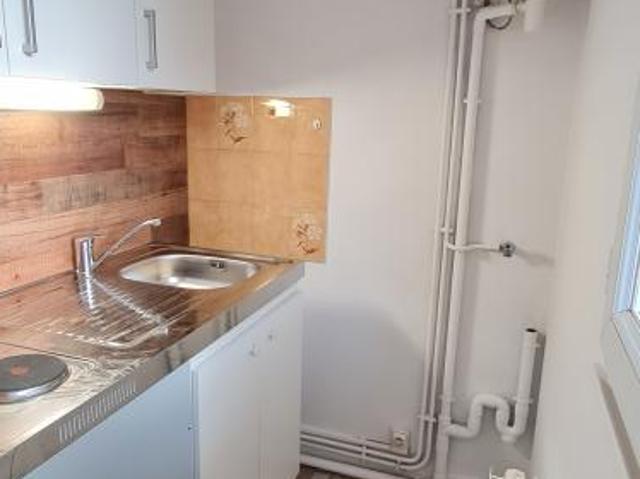 Location Appartement 1 pièce 22m² CLERMONT FERRAND 63000