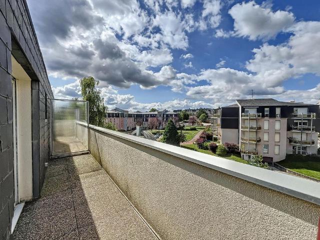 Location Appartement 1 pièce 22m² FONTAINE LES DIJON 21121
