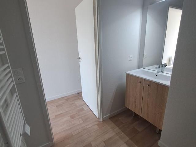 Location Appartement 1 pièce 22m² JOUE LES TOURS 37300