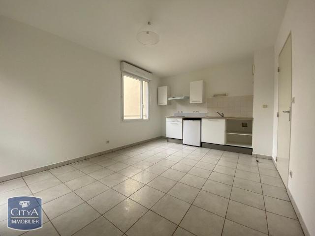 Location Appartement 1 pièce 22m² MONTFAVET 84140