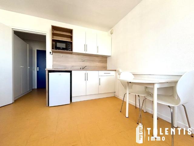 Location Appartement 1 pièce 22m² NANTES 44200