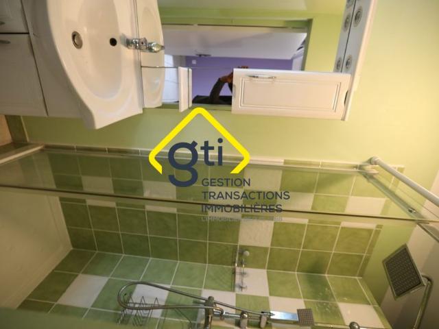 Location Appartement 1 pièce 22m² ST DENIS 97400