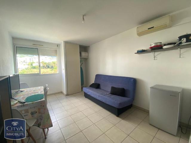 Location Appartement 1 pièce 22m² STE CLOTILDE 97490