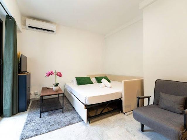 Location Appartement 1 pièce 23 m2 Nice