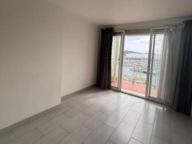 Location Appartement 1 pièce 23.68 m2 Toulon