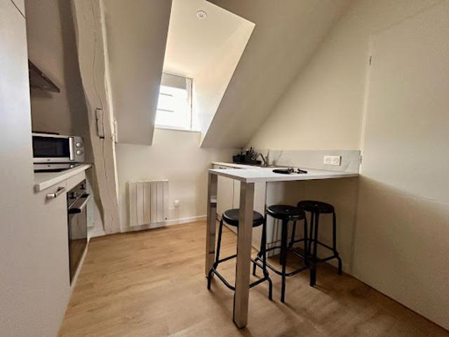Location Appartement 1 pièce 23.08 m2 Mer