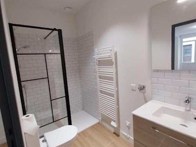 Location Appartement 1 pièce 23.55 m2 Saint Yrieix la Perche