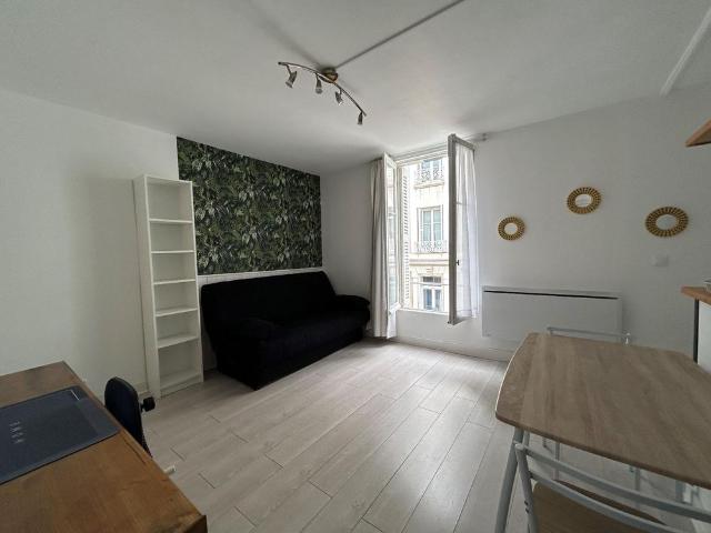 Location appartement 1 pièce 23.65 m2 à Tours