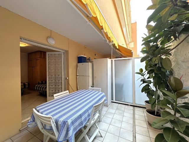 Location Appartement 1 pièce 23.85 m2 Menton