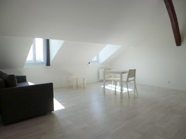Location Appartement 1 pièce 23.94 m2 Pontoise