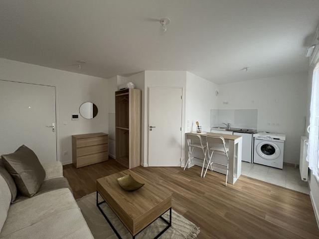 Location appartement 1 pièce, 23.92m², Drancy