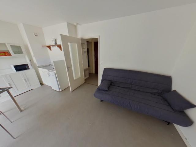 Location Appartement 1 pièce Meublé 23m² TOURS 37000