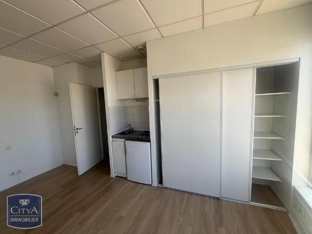 Location Appartement 1 pièce 23m² TOURS 37000