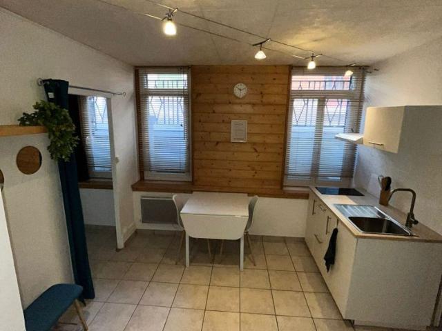 Location Appartement 1 pièce 23m² VICHY 03200
