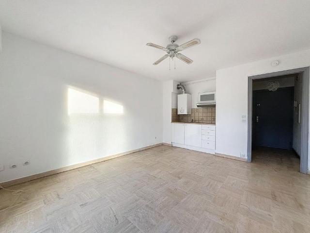 Location Appartement 1 pièce 23m² ANTIBES 06600