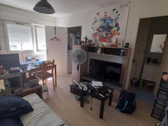 Location Appartement 1 pièce 23m² BORDEAUX 33000