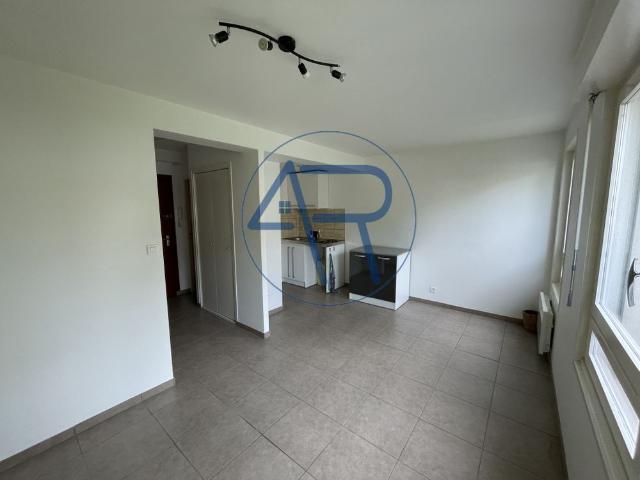 Location Appartement 1 pièce 23m² BRIOUDE 43100