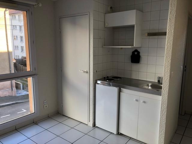 Location Appartement 1 pièce 23m² CLERMONT FERRAND 63000