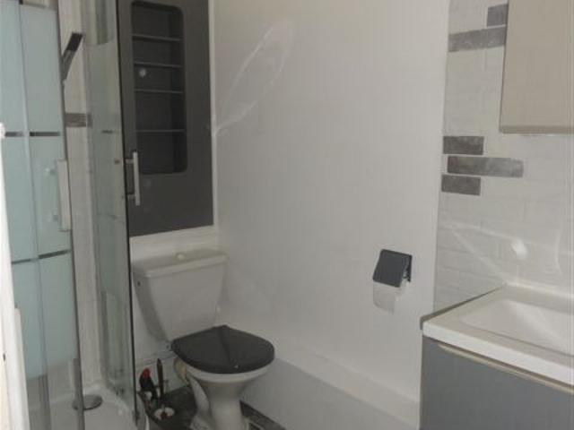 Location Appartement 1 pièce 23m² LE CREUSOT 71200