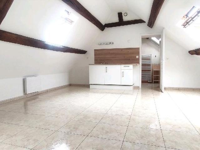 Location Appartement 1 pièce 23m² LOUVRES 95380