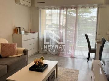 Appartement à louer à Alpes - Terrasse