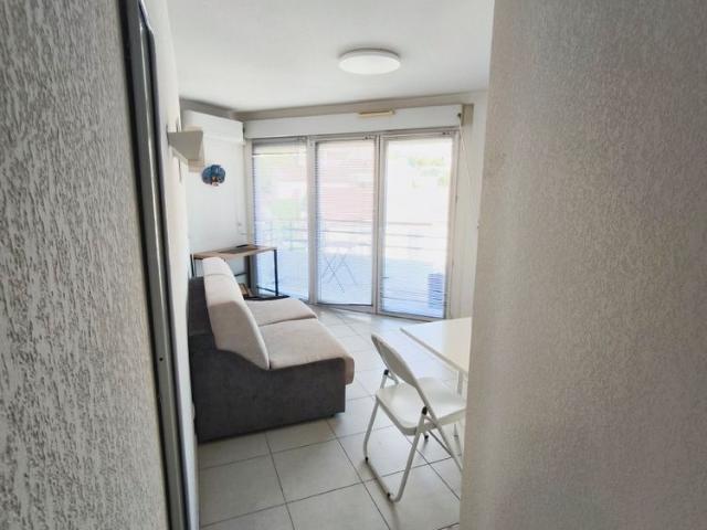 Location Appartement 1 pièce 23m² NICE 06300