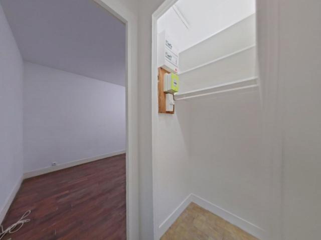Location Appartement 1 pièce 23m² PARIS 18ème