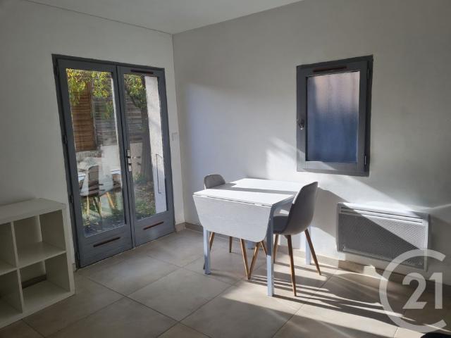 Location Appartement 1 pièce 23m² ROGNAC 13340