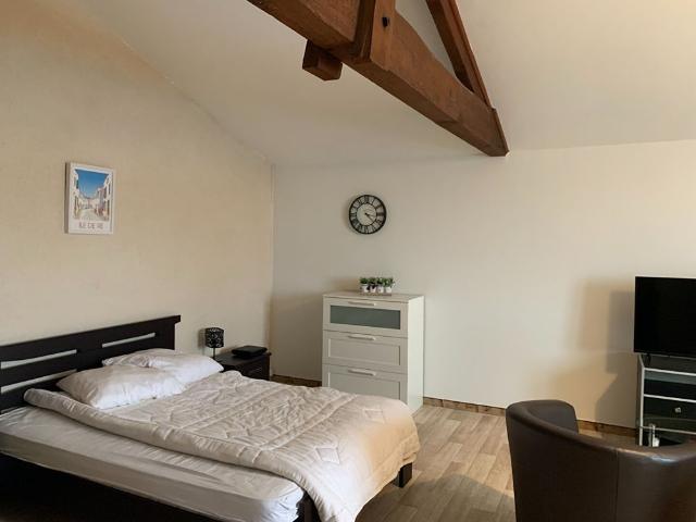 Location appartement 1 pièce, 34.00m², Jonzac