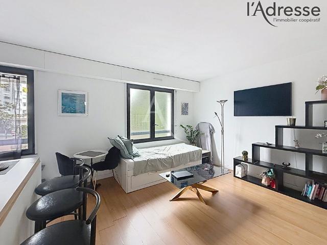 Location appartement 1 pièce, 34.00m², Suresnes