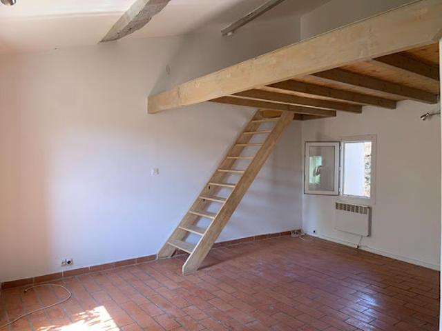 Location Appartement 1 pièce 34.42 m2 Lambesc