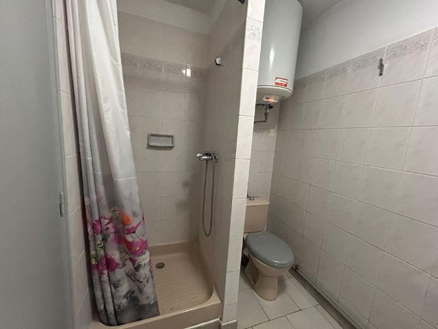 Location appartement 1 pièce, 34.85m², Rodilhan
