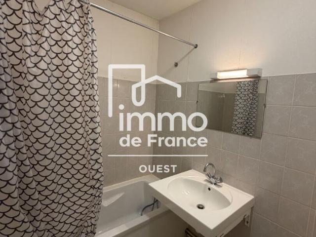 Location Appartement 1 pièce 34m²