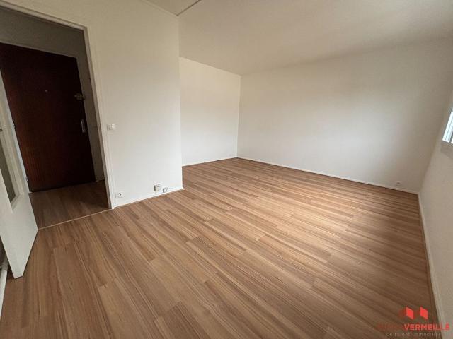 Location Appartement 1 pièce 34m²