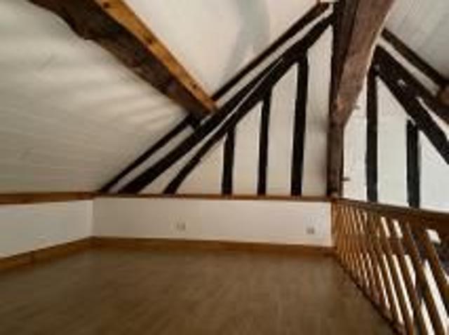 Location Appartement 1 pièce 34m²