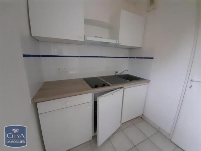 Location Appartement 1 pièce 34m² VILLENEUVE SUR LOT 47300