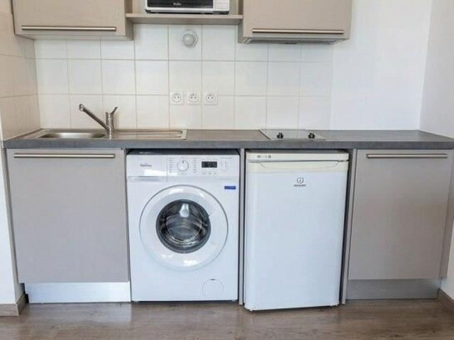 Location Appartement 1 pièce 34m² AIX EN PROVENCE 13100
