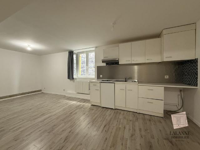 Location Appartement 1 pièce 34m² BORDEAUX 33000