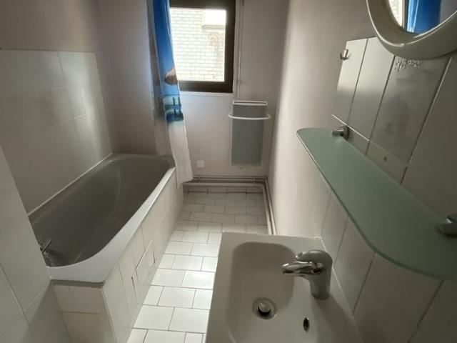 Location Appartement 1 pièce 34m² BOURGES 18000