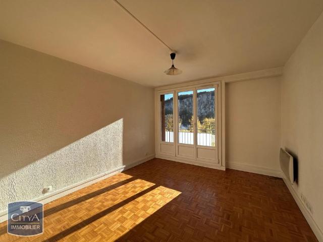 Location Appartement 1 pièce 34m² FONTAINE 38600