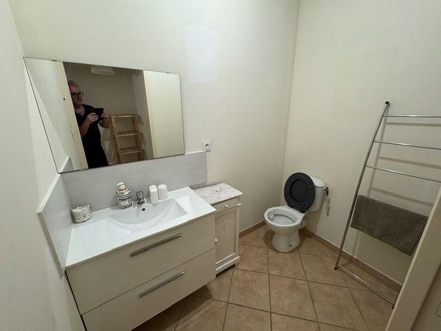 Location Appartement 1 pièce 34m² HYERES 83400