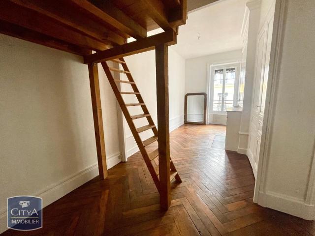 Location Appartement 1 pièce 34m² LYON 6ème