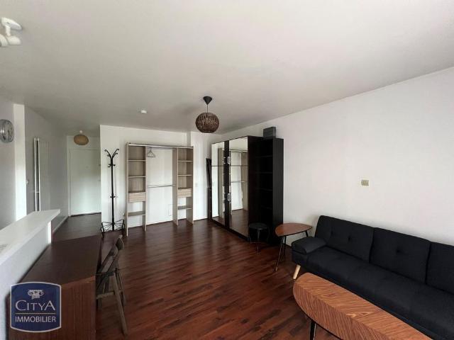 Location Appartement 1 pièce 34m² NOISY LE GRAND 93160